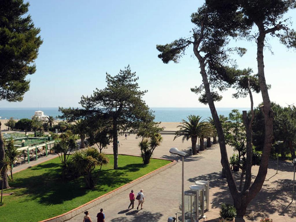 Hotel Beau Rivage Argelès-sur-Mer Exterior foto